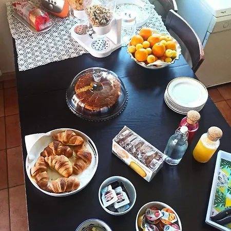 La Quercia Di Massena Bed and breakfast 3*