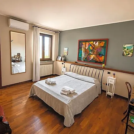 La Quercia Di Massena Bed and breakfast 3*